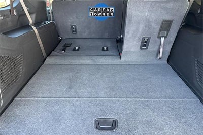 2025 Chevrolet Suburban RST