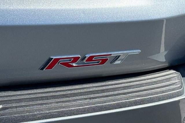 2025 Chevrolet Suburban RST
