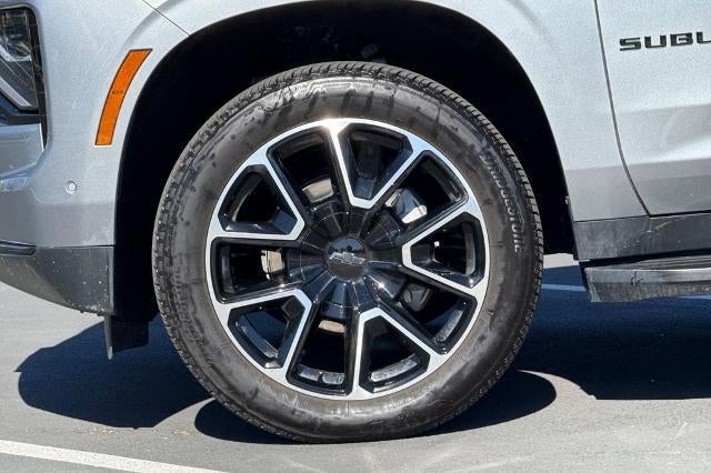 2025 Chevrolet Suburban RST