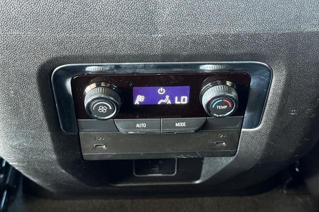 2025 Chevrolet Suburban RST