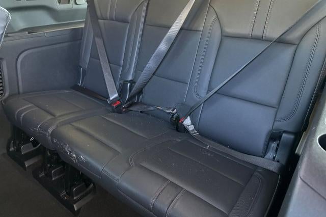 2025 Chevrolet Suburban RST