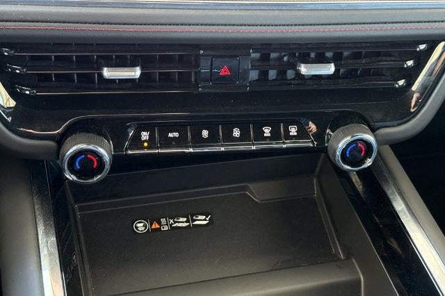 2025 Chevrolet Suburban RST