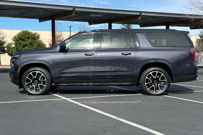 2025 Chevrolet Suburban RST