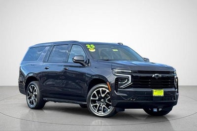 2025 Chevrolet Suburban RST