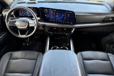 2025 Chevrolet Suburban RST