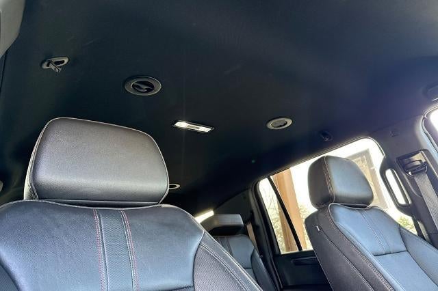 2025 Chevrolet Suburban RST