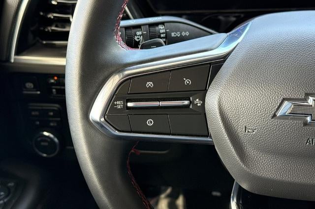 2025 Chevrolet Suburban RST