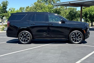 2025 Chevrolet Tahoe RST