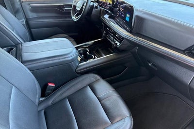 2025 Chevrolet Tahoe RST