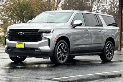2024 Chevrolet Suburban RST