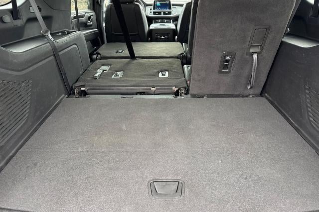 2024 Chevrolet Suburban RST