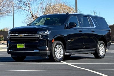 2024 Chevrolet Suburban LT