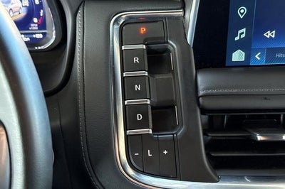 2024 Chevrolet Suburban LT