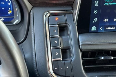 2024 Chevrolet Suburban LT