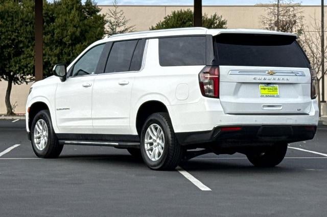 2024 Chevrolet Suburban LT