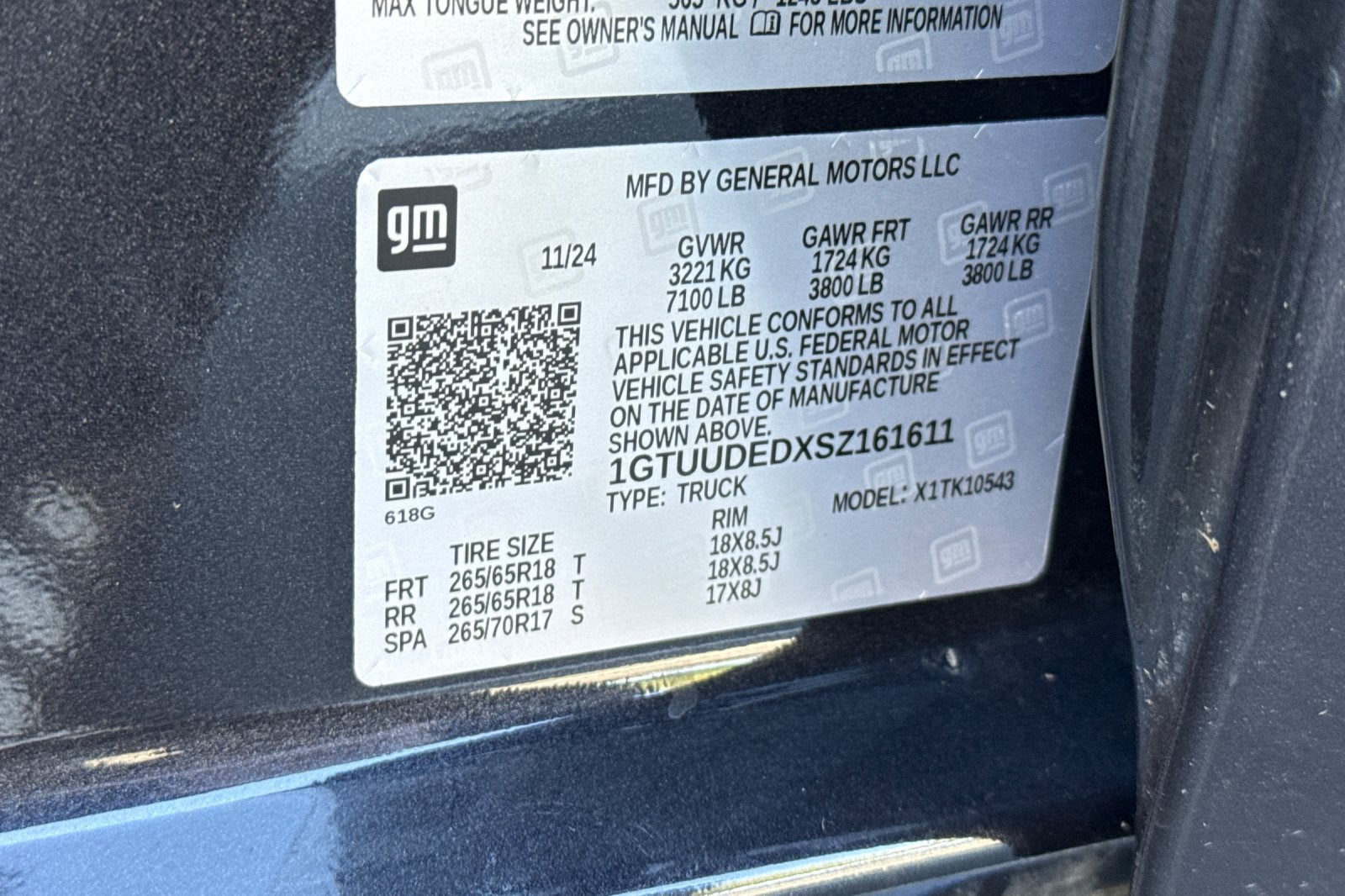 2025 GMC Sierra 1500 SLT