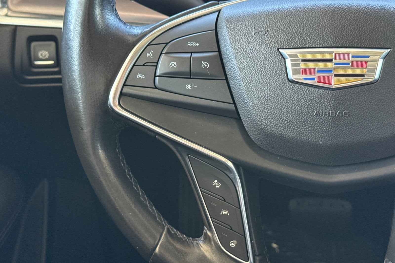 2019 Cadillac XT5 Luxury FWD