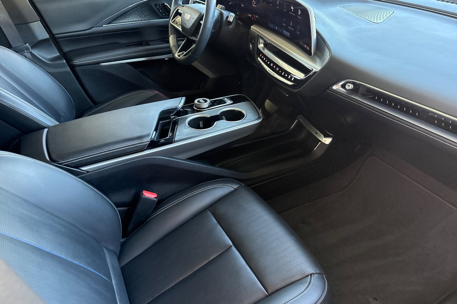 2023 Cadillac LYRIQ RWD Luxury