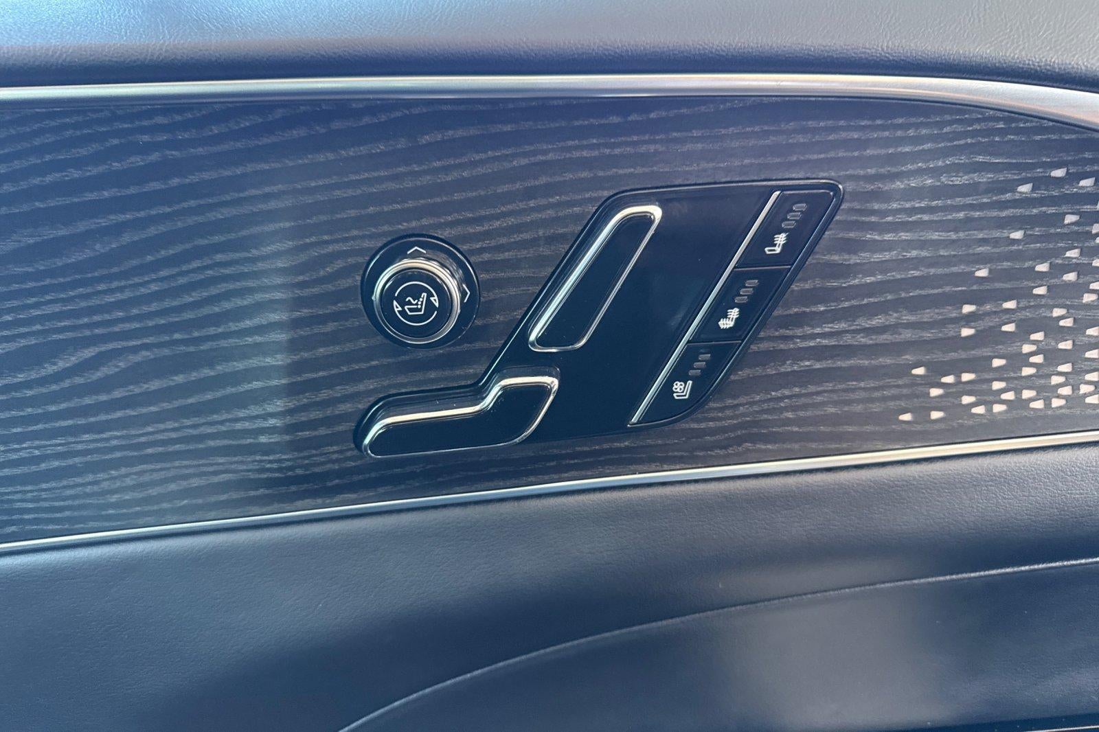 2023 Cadillac LYRIQ RWD Luxury