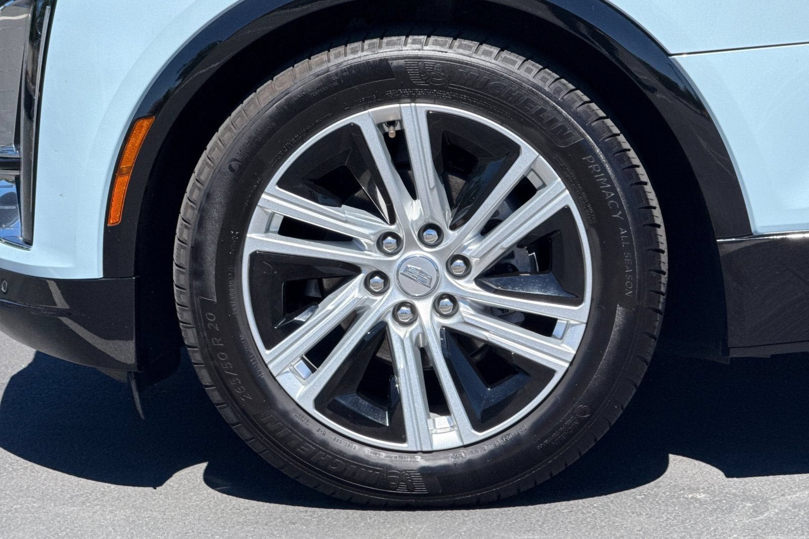 2024 Cadillac LYRIQ Tech