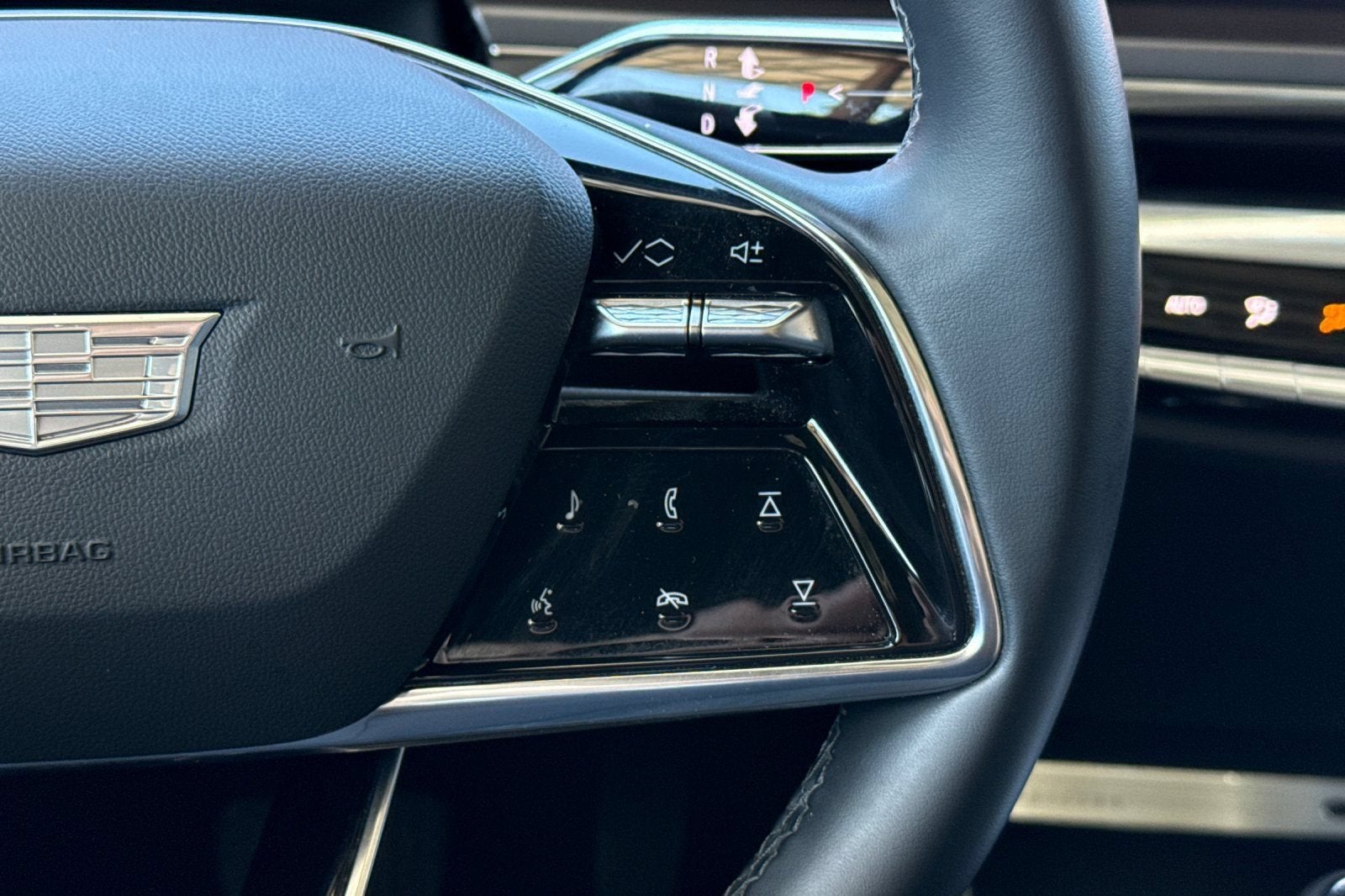 2024 Cadillac LYRIQ Tech
