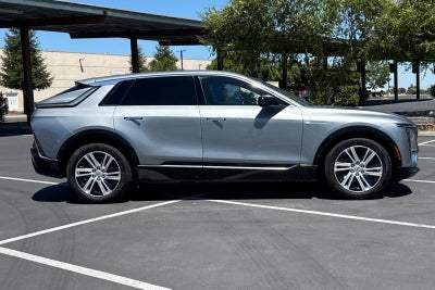 2024 Cadillac LYRIQ Tech