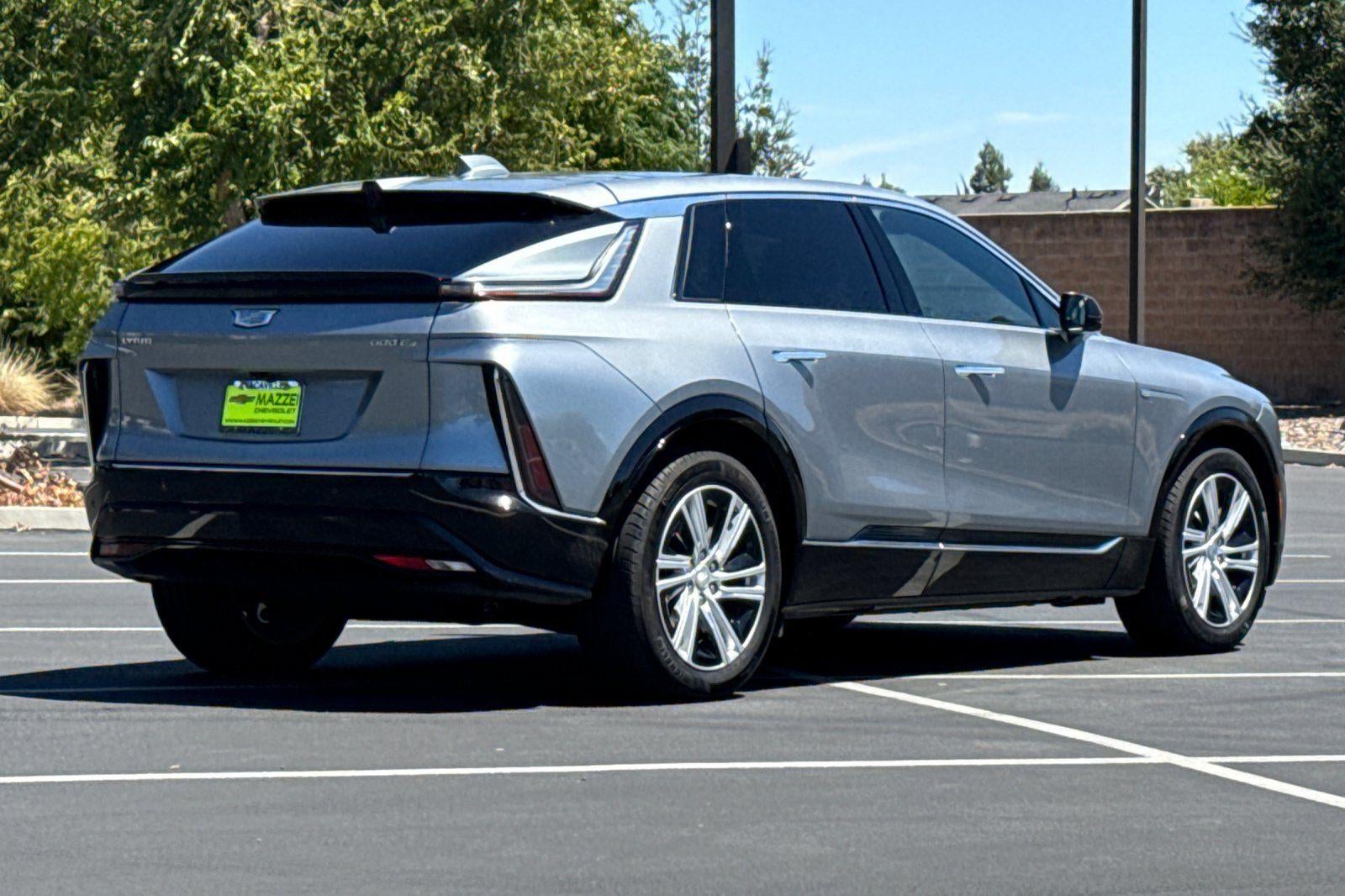 2024 Cadillac LYRIQ Tech