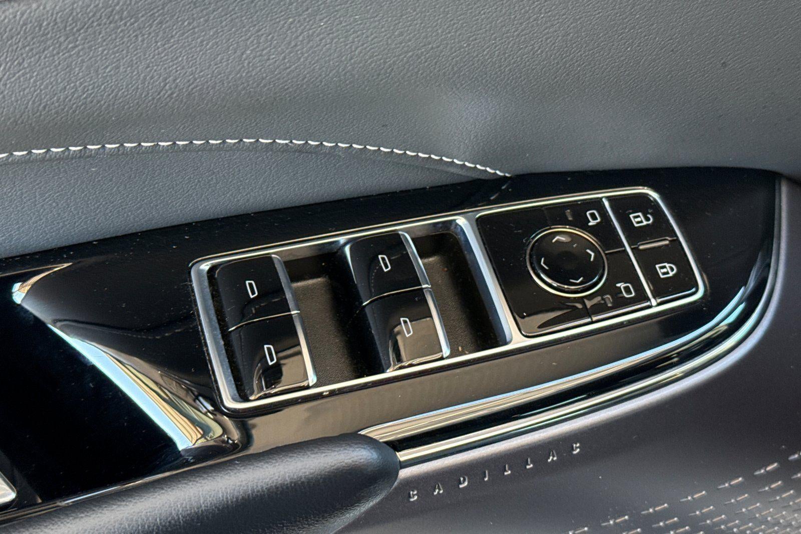2024 Cadillac LYRIQ Tech