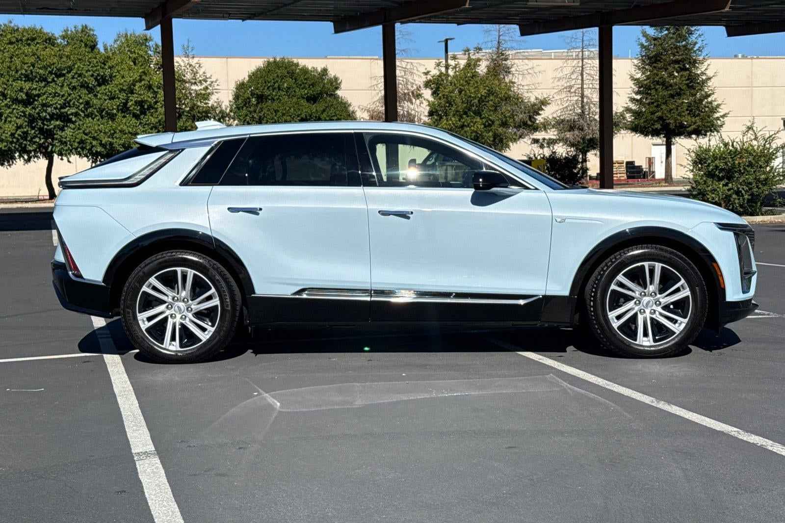 2024 Cadillac LYRIQ Tech
