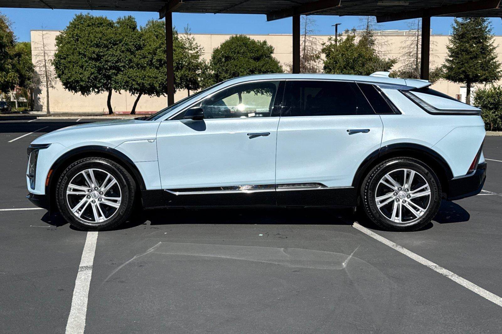 2024 Cadillac LYRIQ Tech