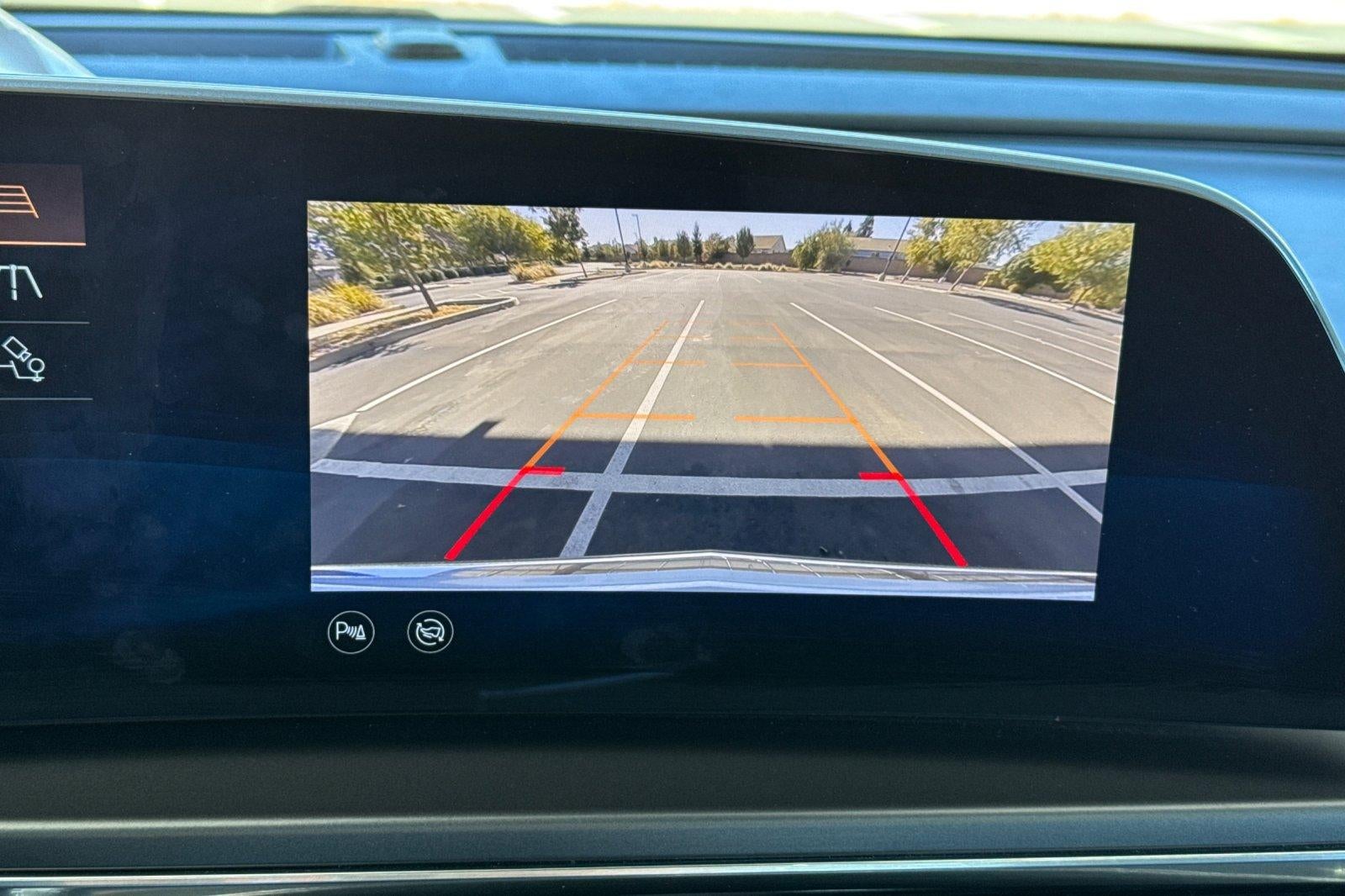 2024 Cadillac LYRIQ Tech