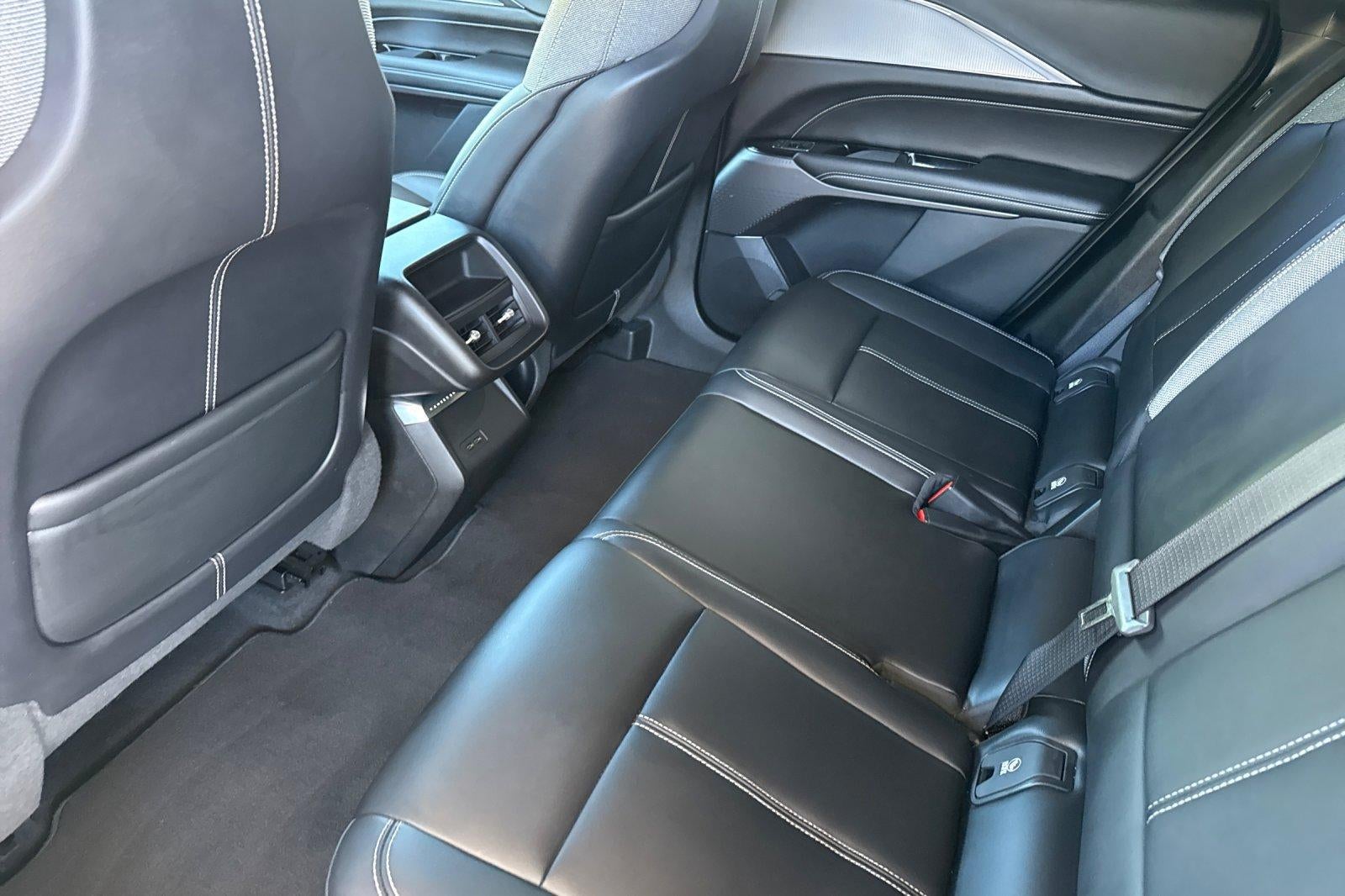 2024 Cadillac LYRIQ Tech