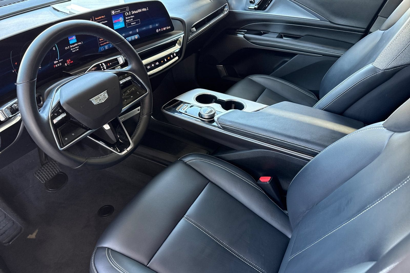 2024 Cadillac LYRIQ Tech