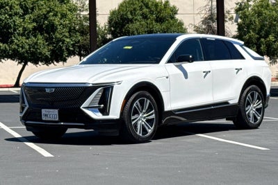 2024 Cadillac LYRIQ Luxury 1