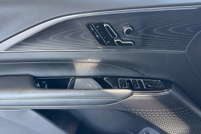 2024 Cadillac LYRIQ Luxury 1