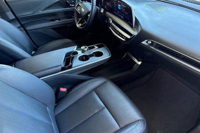 2024 Cadillac LYRIQ Luxury 1