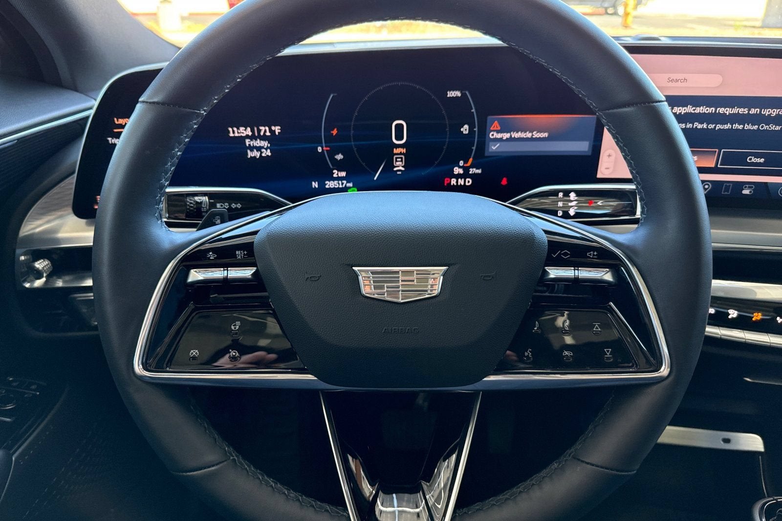 2024 Cadillac LYRIQ Luxury 1