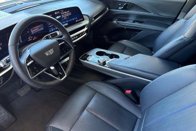 2024 Cadillac LYRIQ Luxury 1