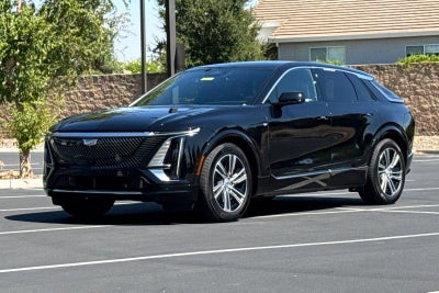 2024 Cadillac LYRIQ Luxury 1