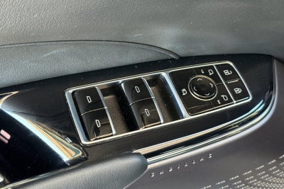 2024 Cadillac LYRIQ Luxury 1