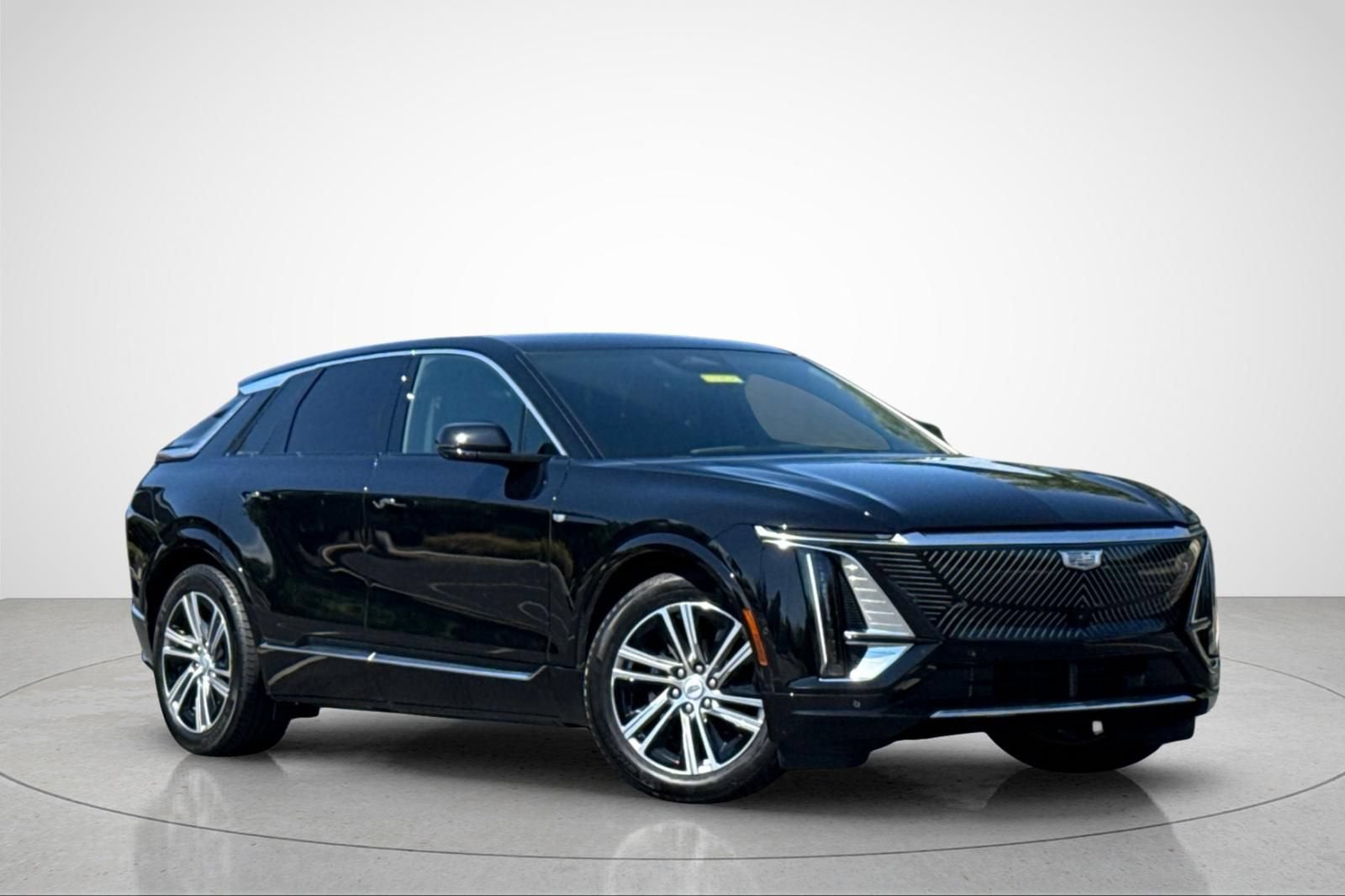 2024 Cadillac LYRIQ Luxury 1
