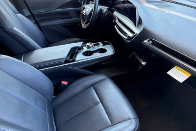 2024 Cadillac LYRIQ Luxury 1