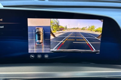 2024 Cadillac LYRIQ Luxury 1