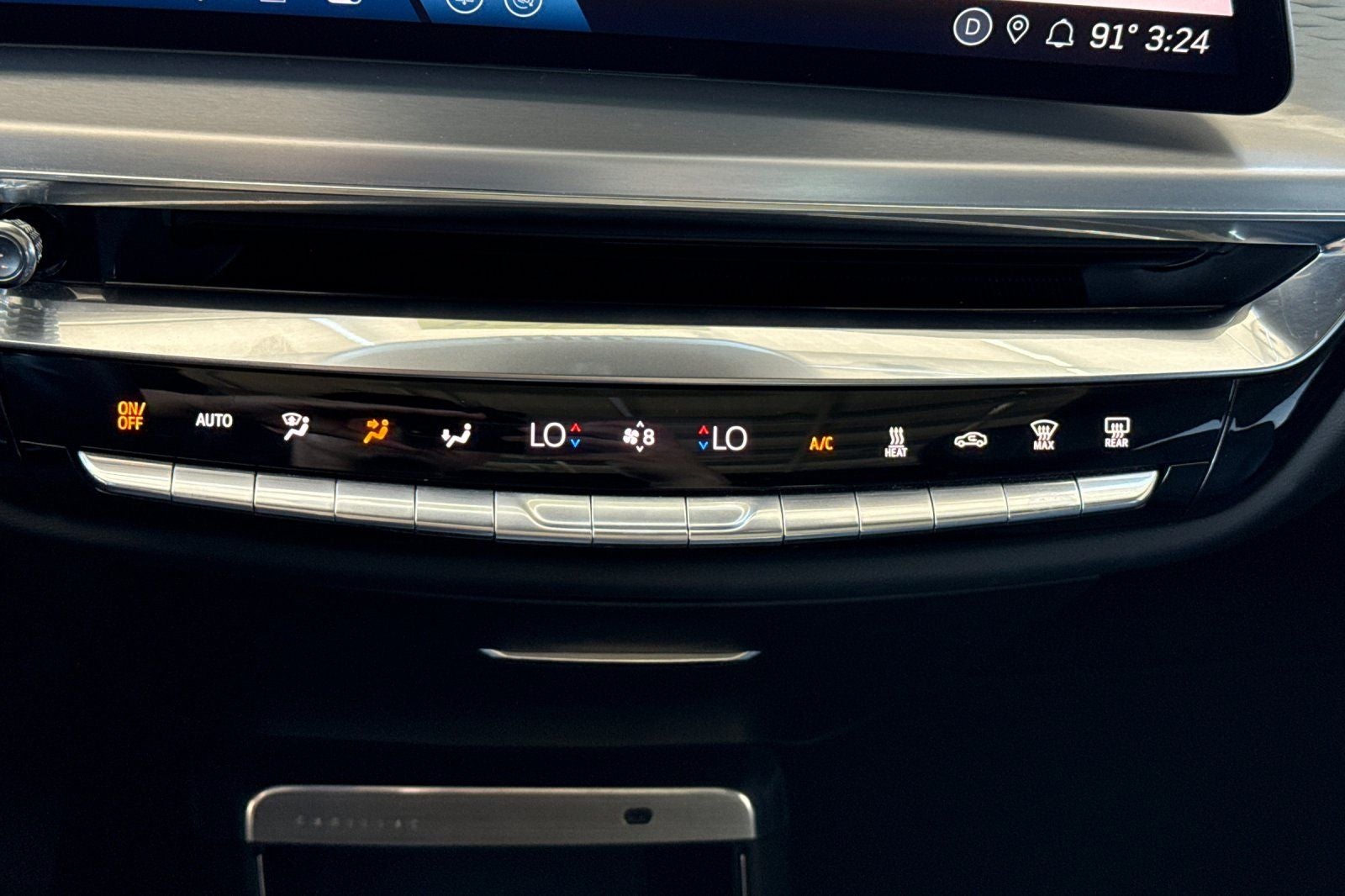 2024 Cadillac LYRIQ Luxury 1