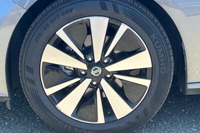 2022 Nissan Altima SV FWD