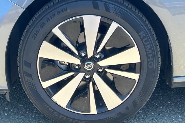 2022 Nissan Altima SV FWD