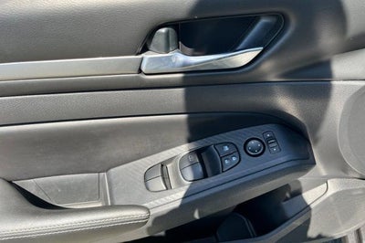 2022 Nissan Altima SV FWD