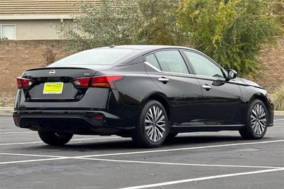 2023 Nissan Altima SV FWD