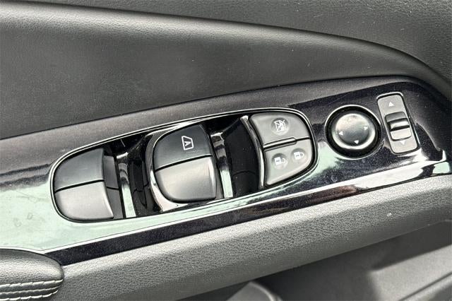 2023 Nissan Altima SV FWD