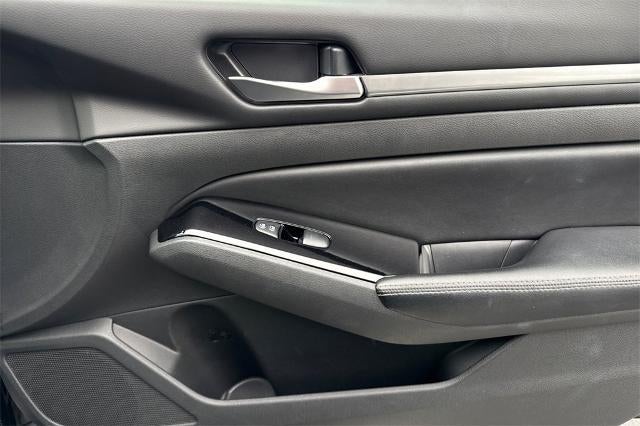 2023 Nissan Altima SV FWD